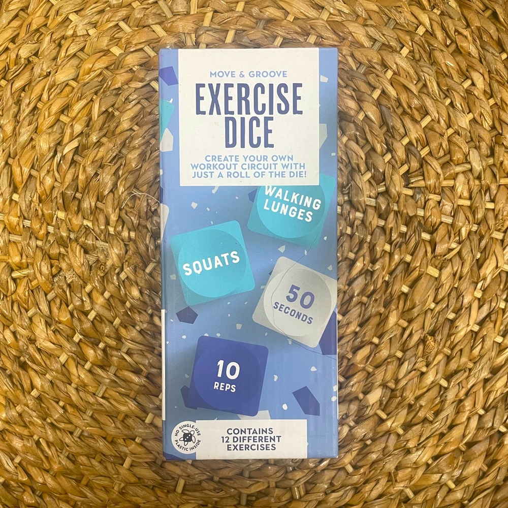 Move & Groove Exercise Dice with 12 Workouts